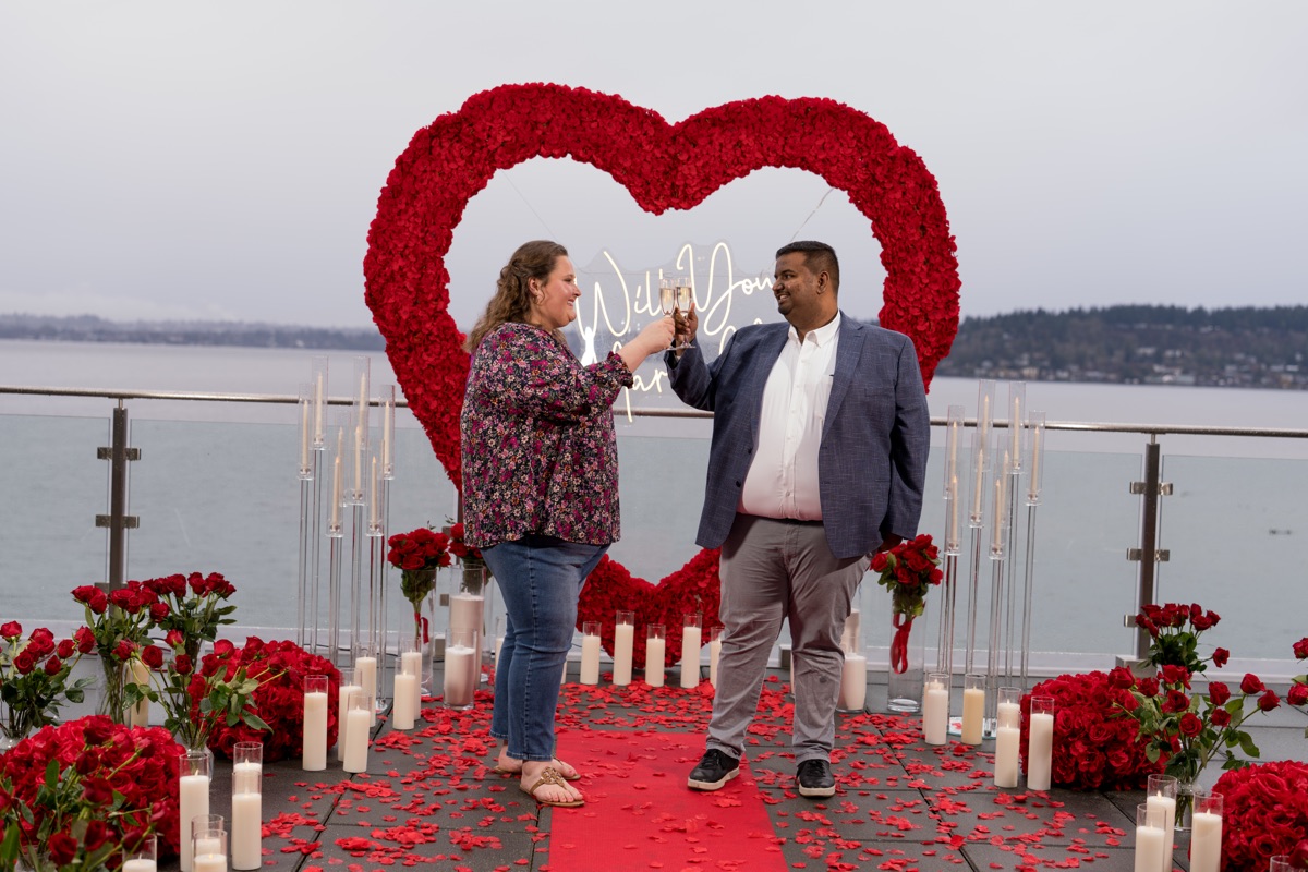 A moment together at the heart arch