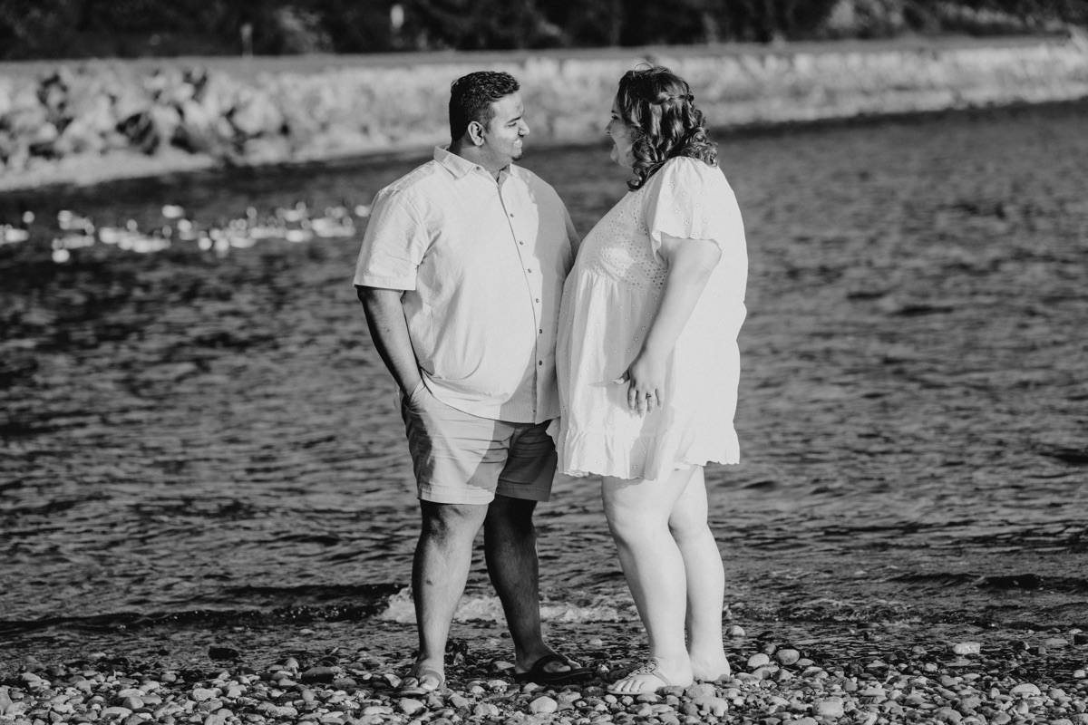 A quiet black and white moment
